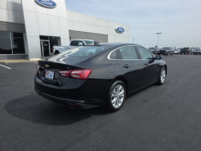 Photo of 2021 Mosaic Black Metallic Chevrolet Malibu