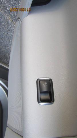 Photo of 2014 Steel Gray Metallic Mercedes-Benz M-Class