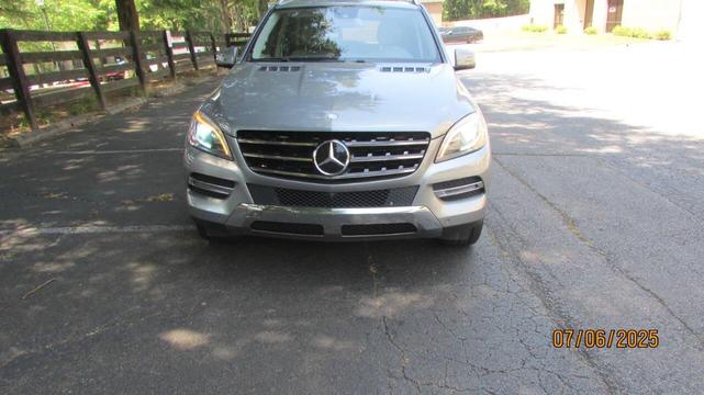 Photo of 2014 Steel Gray Metallic Mercedes-Benz M-Class