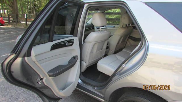 Photo of 2014 Steel Gray Metallic Mercedes-Benz M-Class