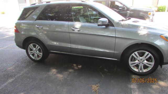 Photo of 2014 Steel Gray Metallic Mercedes-Benz M-Class