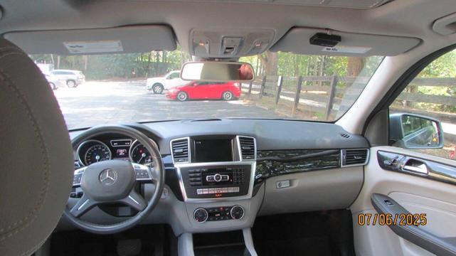 Photo of 2014 Steel Gray Metallic Mercedes-Benz M-Class