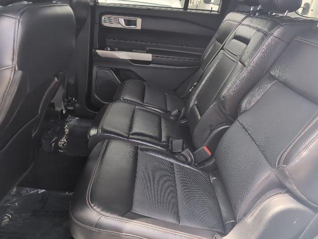 Photo of 2023 Oxford White Ford Explorer