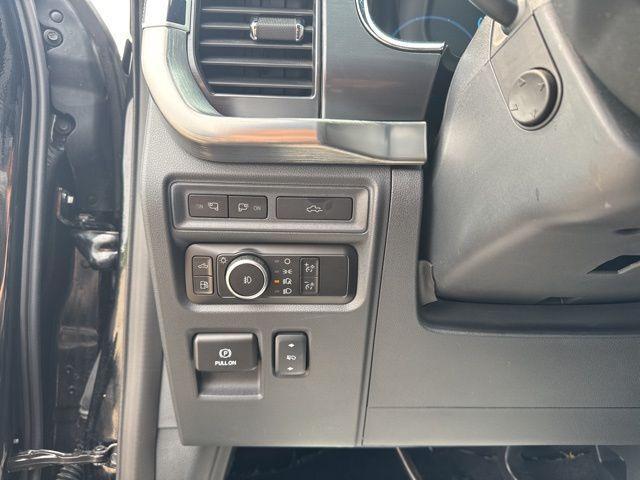 Photo of 2023 Agate Black Metallic Ford F-150