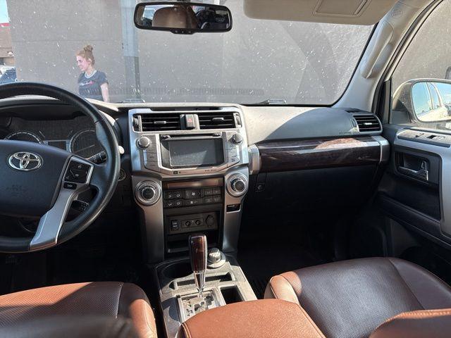 Photo of 2019 Blizzard Pearl Toyota 4Runner