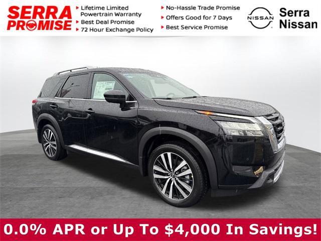Photo of 2025 Super Black Nissan Pathfinder