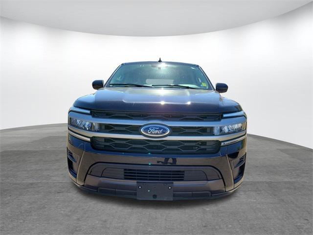 Photo of 2024 AGATE BLACK METALLIC Ford Expedition