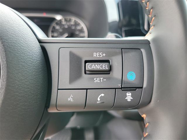 Photo of 2025 Super Black Nissan Pathfinder