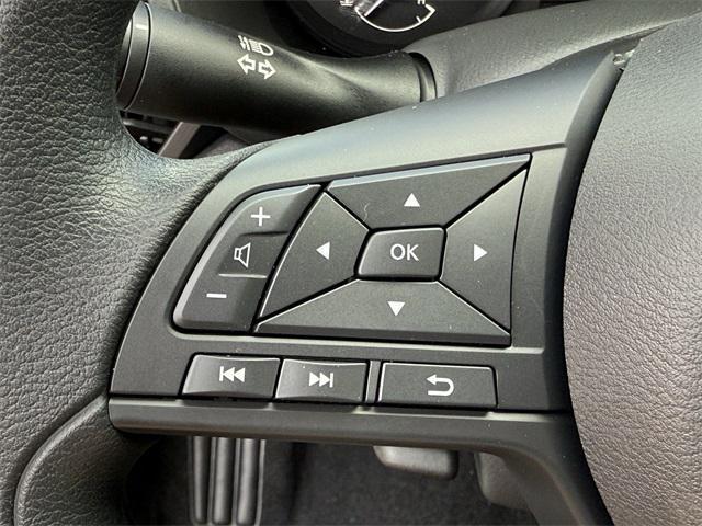 Photo of 2025 Pearl White Tricoat Nissan Altima
