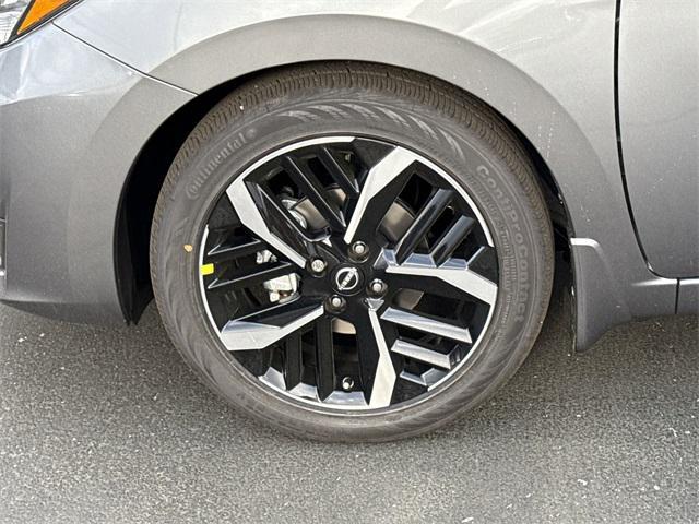 Photo of 2025 Gun Metallic Nissan Versa