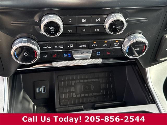 Photo of 2022 AGATE BLACK METALLIC Ford F-150