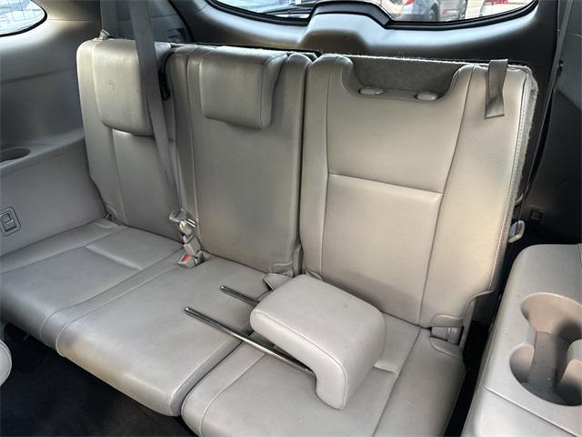 Photo of 2019 Blizzard Pearl Toyota Highlander