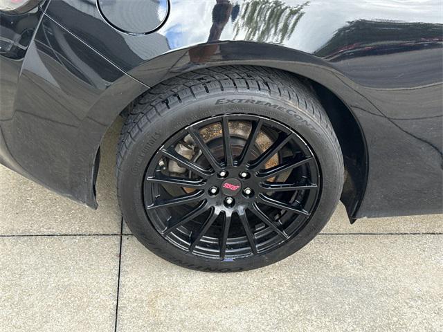 Photo of 2016 Crystal Black Silica Subaru BRZ