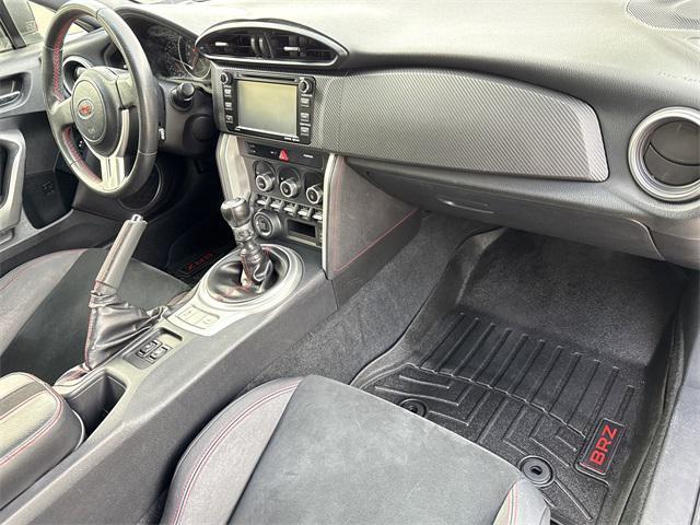 Photo of 2016 Crystal Black Silica Subaru BRZ