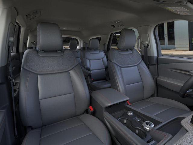 Photo of 2025 Black Ford Explorer