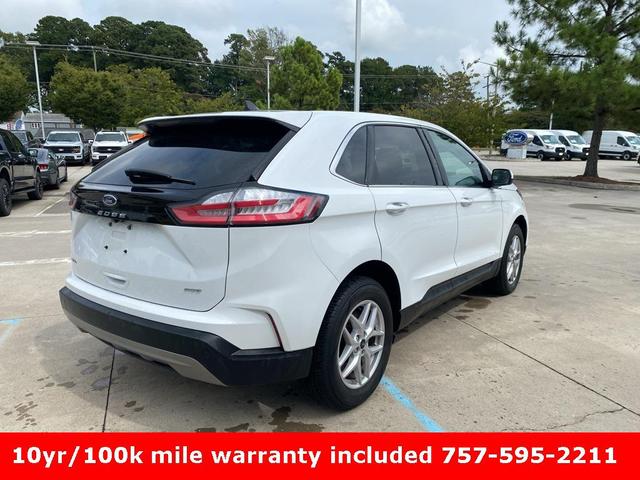 Photo of 2023 Oxford White Ford Edge