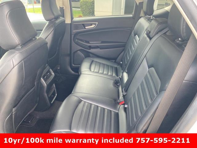 Photo of 2023 Oxford White Ford Edge