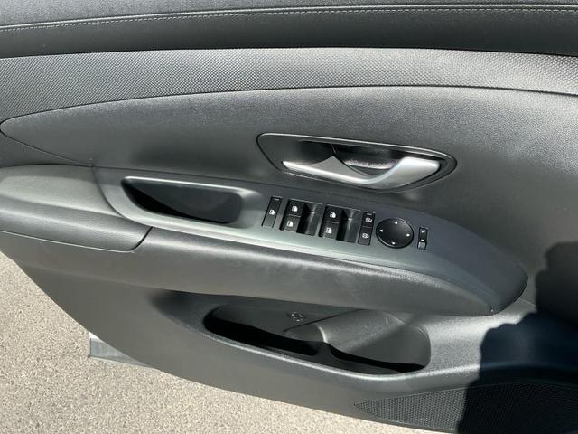 Photo of 2025 Serenity White Pearl Hyundai TUCSON