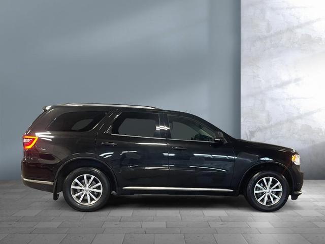Photo of 2015 Brilliant Black Crystal Pearlcoat Dodge Durango