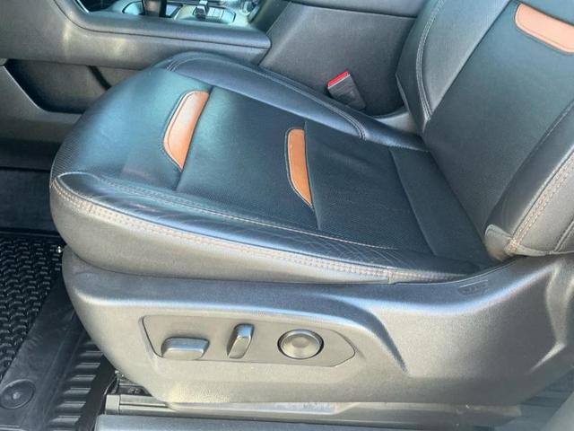 Photo of 2023 Summit White GMC Sierra 1500