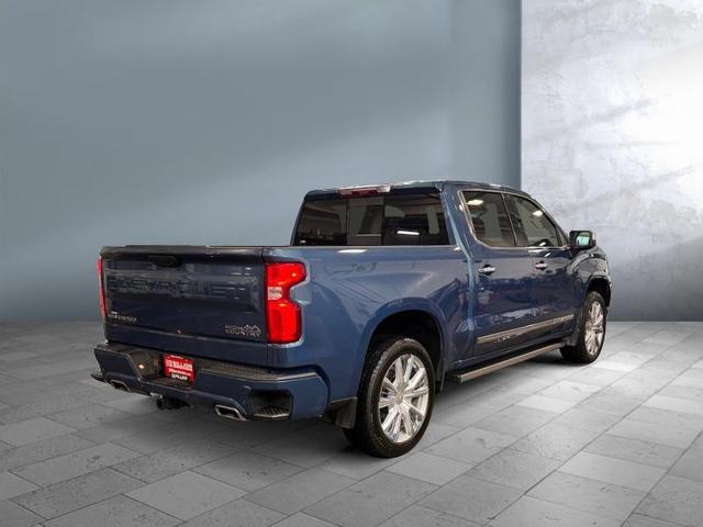 Photo of 2024 Lakeshore Blue Metallic Chevrolet Silverado 1500