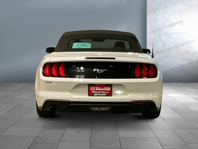 Photo of 2023 Oxford White Ford Mustang
