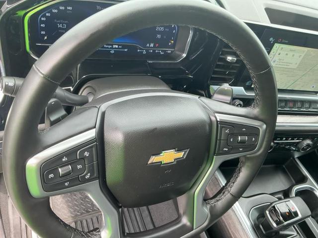 Photo of 2025 Summit White Chevrolet Silverado 1500