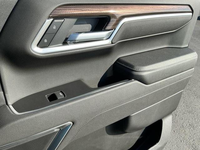 Photo of 2026 Black Chevrolet Silverado 1500