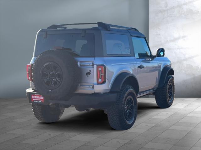 Photo of 2023 Iconic Silver Metallic Ford Bronco