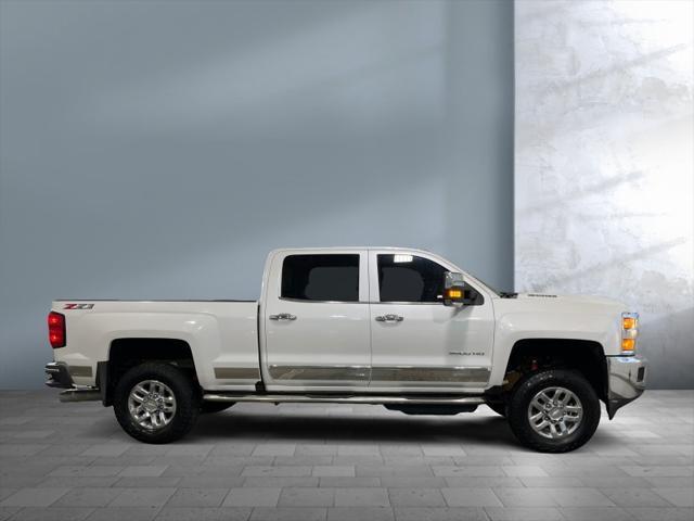 Photo of 2019 White Chevrolet Silverado 3500