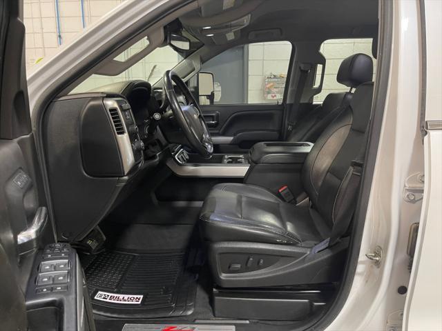 Photo of 2019 White Chevrolet Silverado 3500