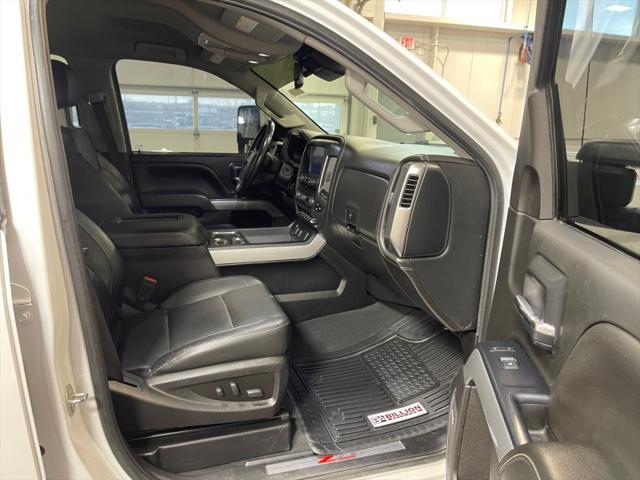 Photo of 2019 White Chevrolet Silverado 3500