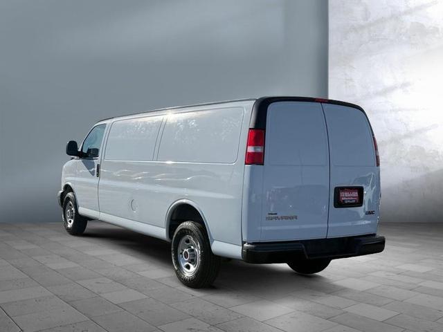 Photo of 2023 Summit White GMC Savana 2500
