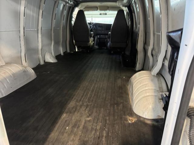 Photo of 2023 Summit White GMC Savana 2500