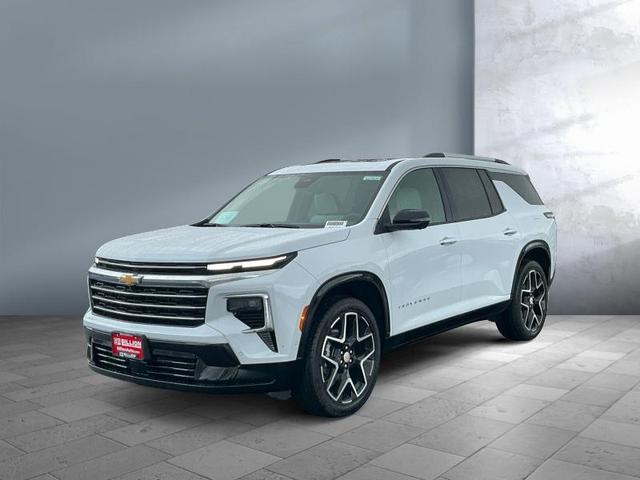 Photo of 2026 Polar White Tricoat Chevrolet Traverse