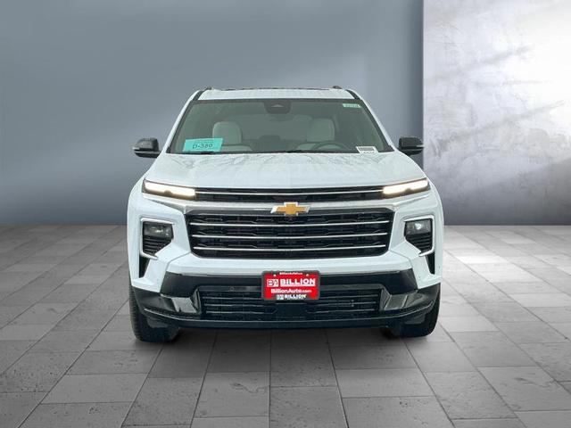 Photo of 2026 Polar White Tricoat Chevrolet Traverse
