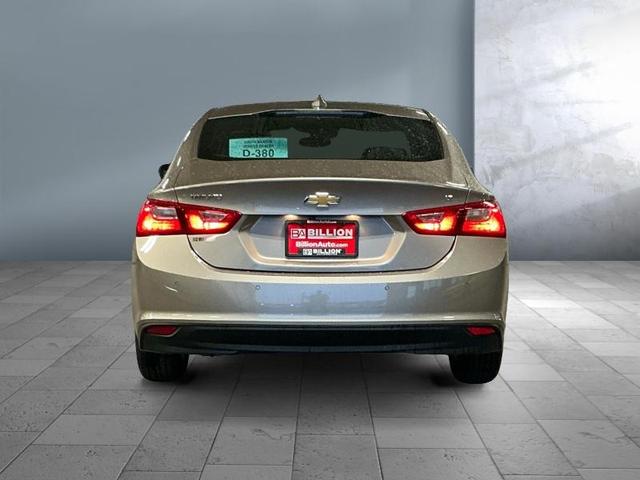 Photo of 2024 Mineral Gray Metallic Chevrolet Malibu