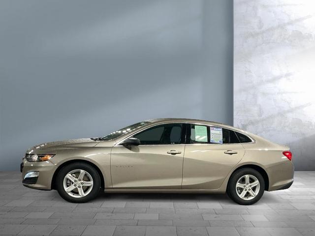 Photo of 2024 Mineral Gray Metallic Chevrolet Malibu