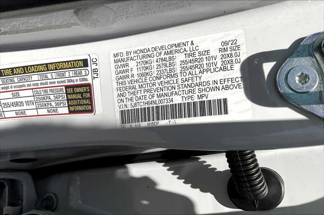 Photo of 2022 Platinum White Pearl Acura RDX