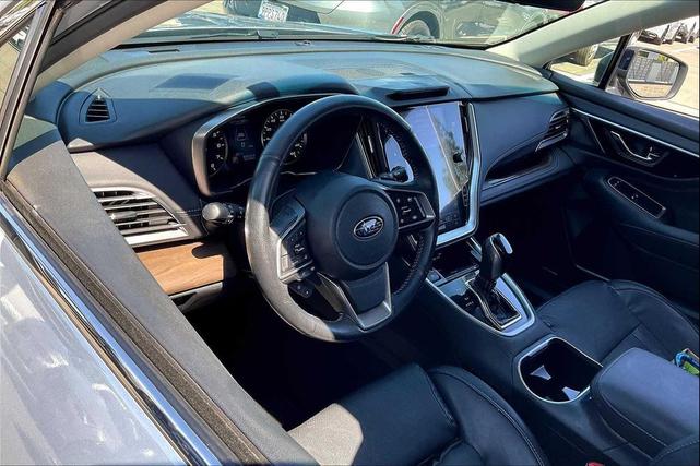 Photo of 2022 Ice Silver Metallic Subaru Outback