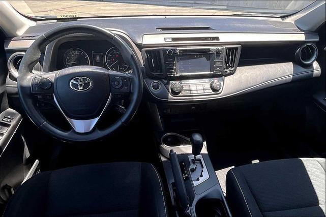 Photo of 2018 Black Toyota RAV4