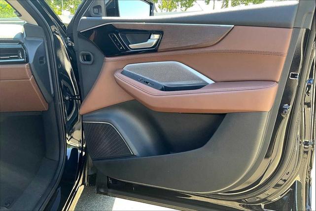 Photo of 2026 Majestic Black Pearl Acura MDX