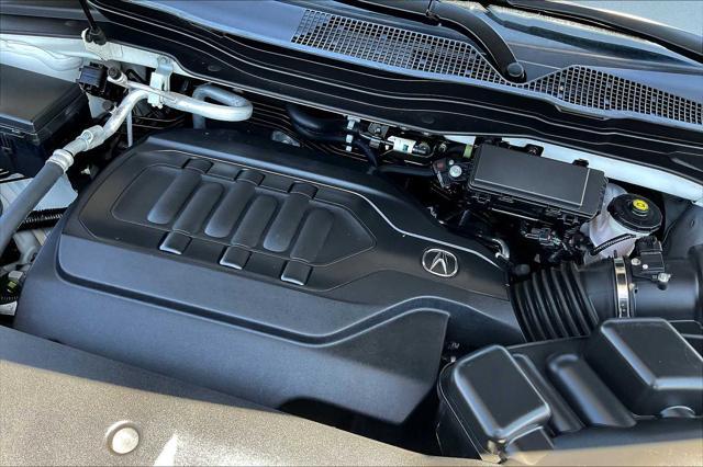 Photo of 2019 White Diamond Pearl Acura MDX