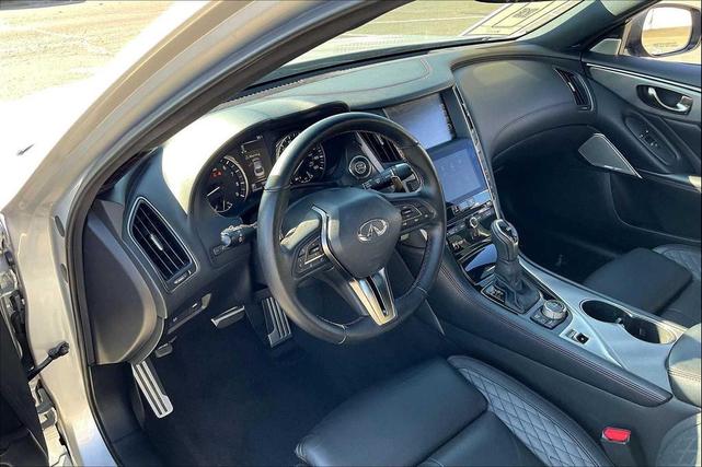 Photo of 2019 Liquid Platinum INFINITI Q50