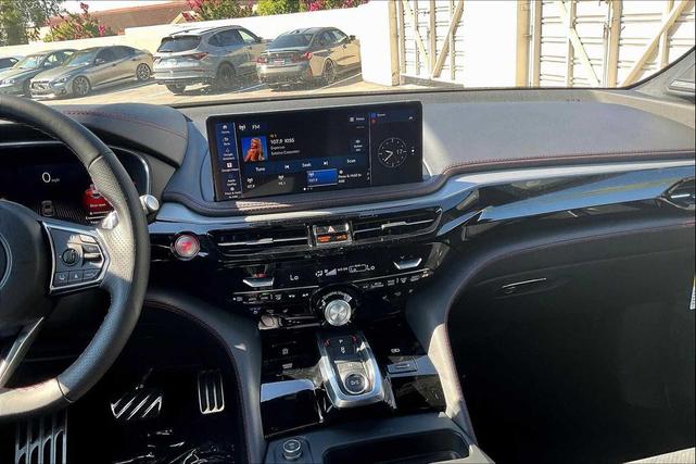 Photo of 2026 Solar Silver Metallic Acura MDX