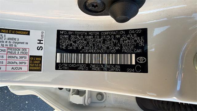 Photo of 2022 White Toyota Corolla Hybrid