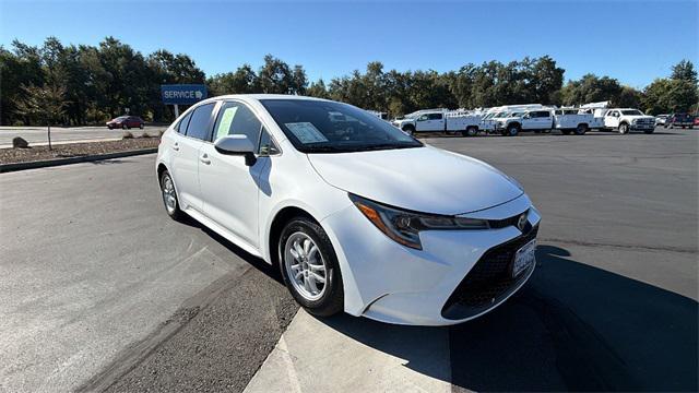 Photo of 2022 White Toyota Corolla Hybrid