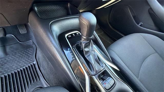 Photo of 2022 White Toyota Corolla Hybrid