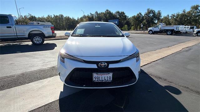 Photo of 2022 White Toyota Corolla Hybrid