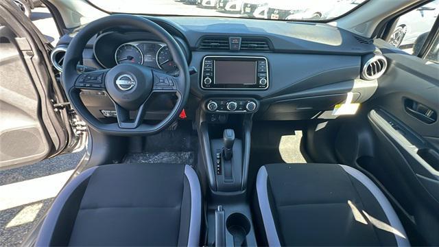 Photo of 2025 Gun Metallic Nissan Versa